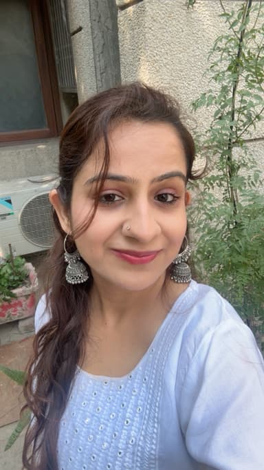 Madhurima sapra
